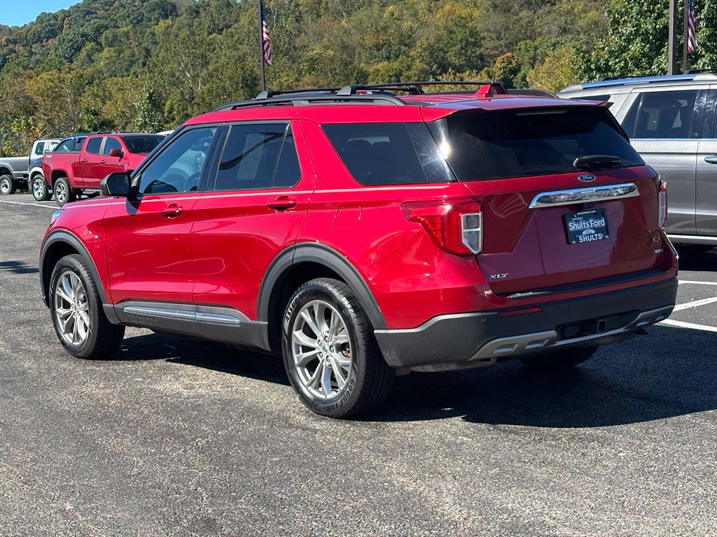 Used 2020 Ford Explorer XLT w/ Equipment Group 202A AWD/4WD image 23