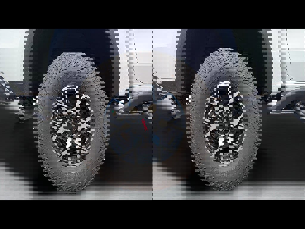 Used 2026 GMC Canyon AT4X image 25