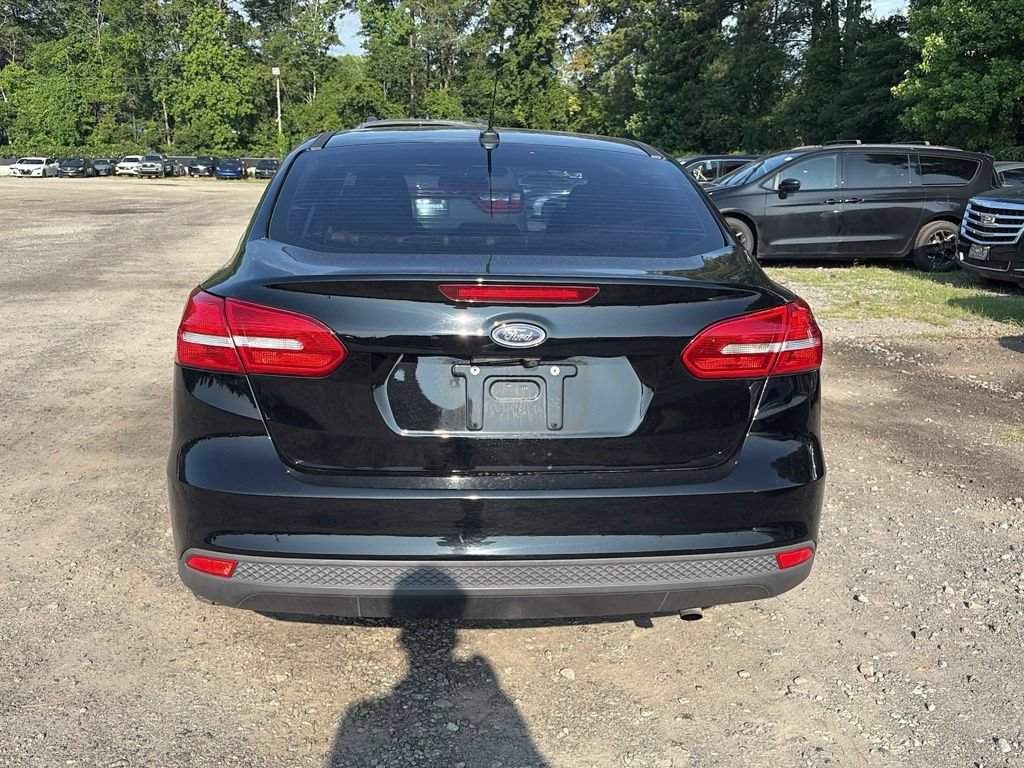 Used 2017 Ford Focus SE FWD image 12