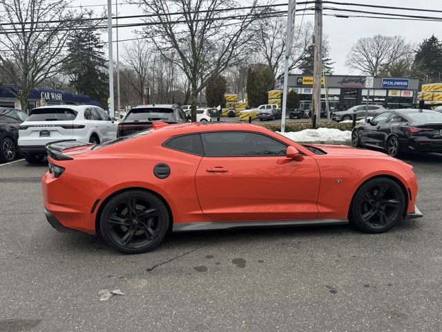Used 2020 Chevrolet Camaro SS image 4