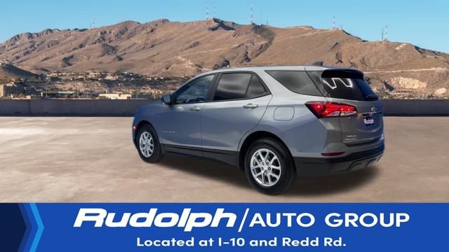 Used 2024 Chevrolet Equinox LS w/ LS Convenience Package image 3