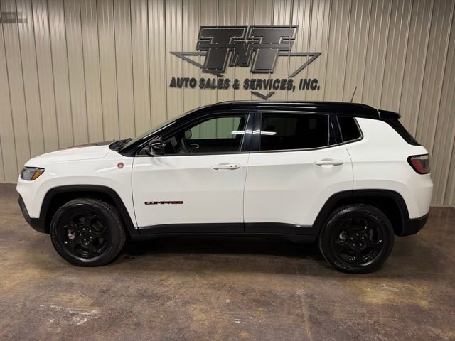 Used 2023 Jeep Compass Trailhawk image 3