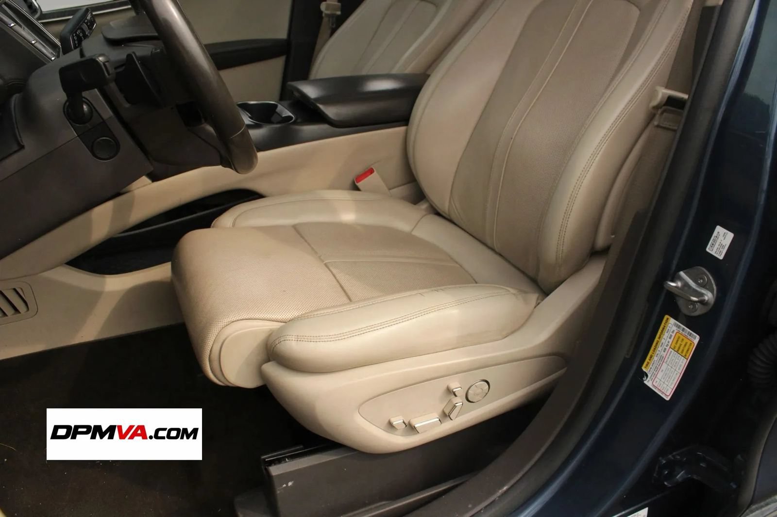 Used 2019 Lincoln Nautilus Reserve w/ Ultimate Package AWD/4WD image 15