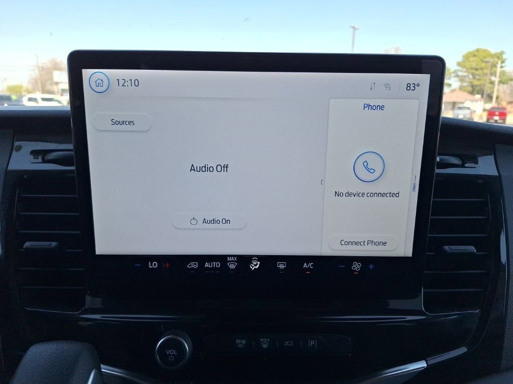 Used 2023 Ford Transit 350 XLT image 9