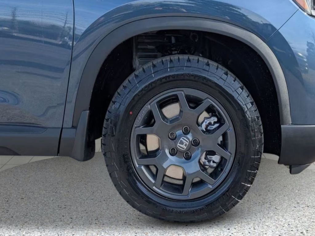 New 2026 Honda Pilot TrailSport image 9