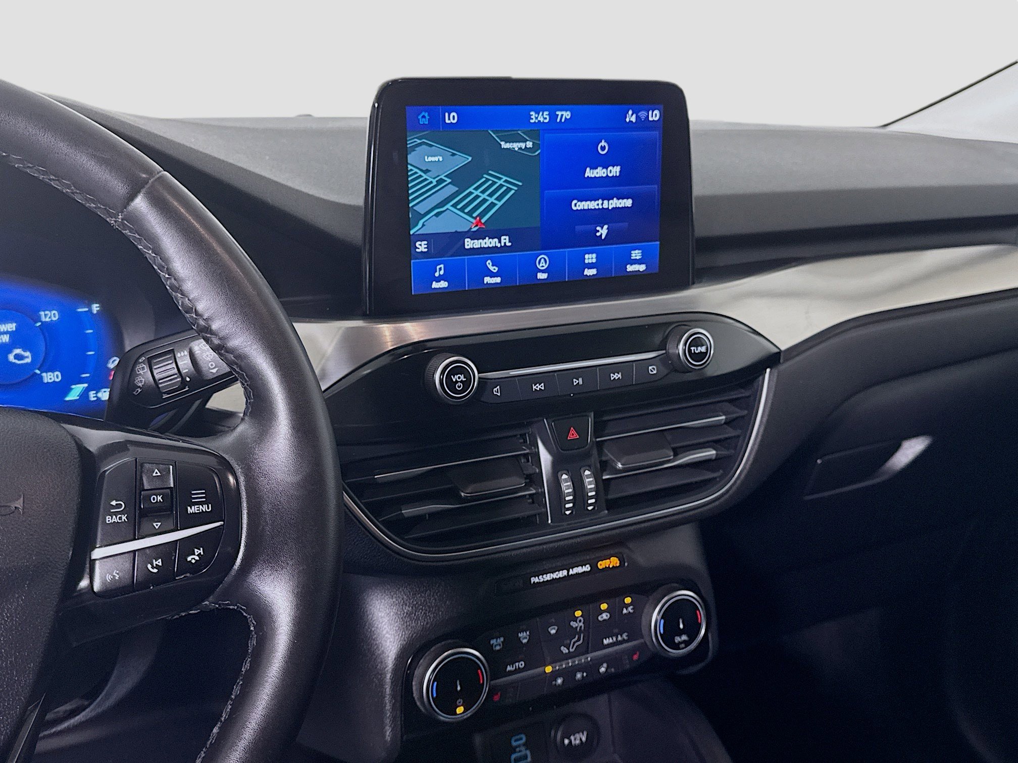 Used 2022 Ford Escape Titanium w/ Class II Trailer Tow Package image 18