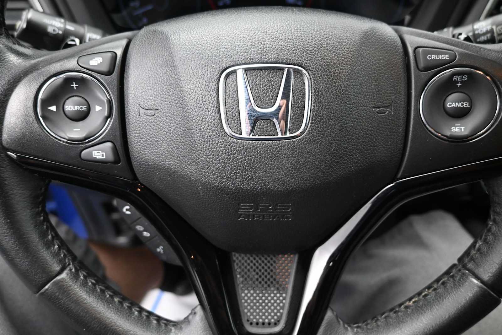 Used 2018 Honda HR-V EX-L image 25
