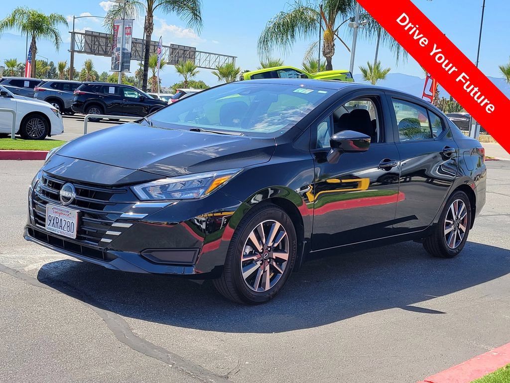 Used 2025 Nissan Versa SV w/ Trunk Package FWD image 2