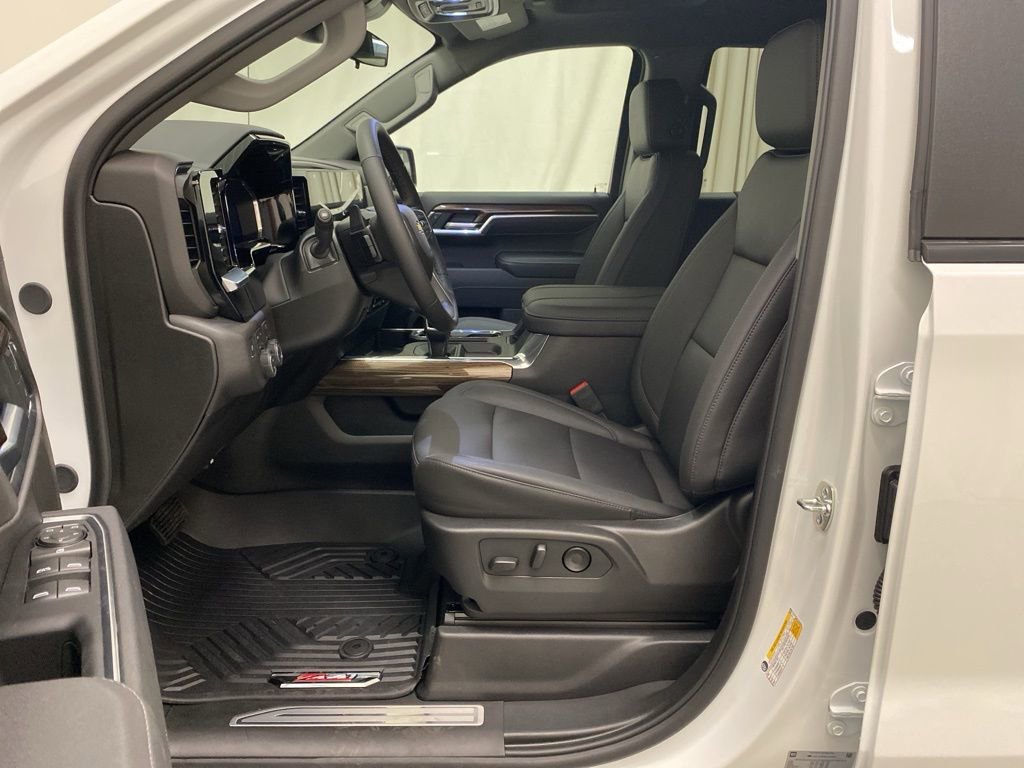 New 2026 Chevrolet Silverado 1500 LT w/ All Star Edition Plus image 14
