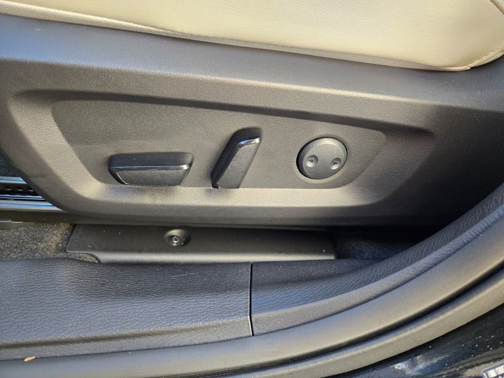 New 2026 Mitsubishi Outlander SE image 16