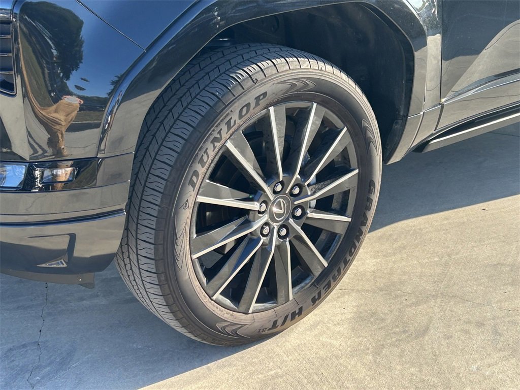 Used 2025 Lexus GX 550 image 9