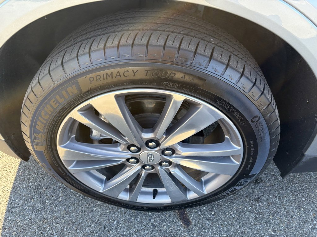 Used 2025 Cadillac XT5 Premium Luxury image 15