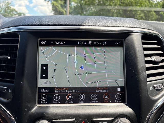 Used 2018 Jeep Grand Cherokee Trailhawk AWD/4WD image 14