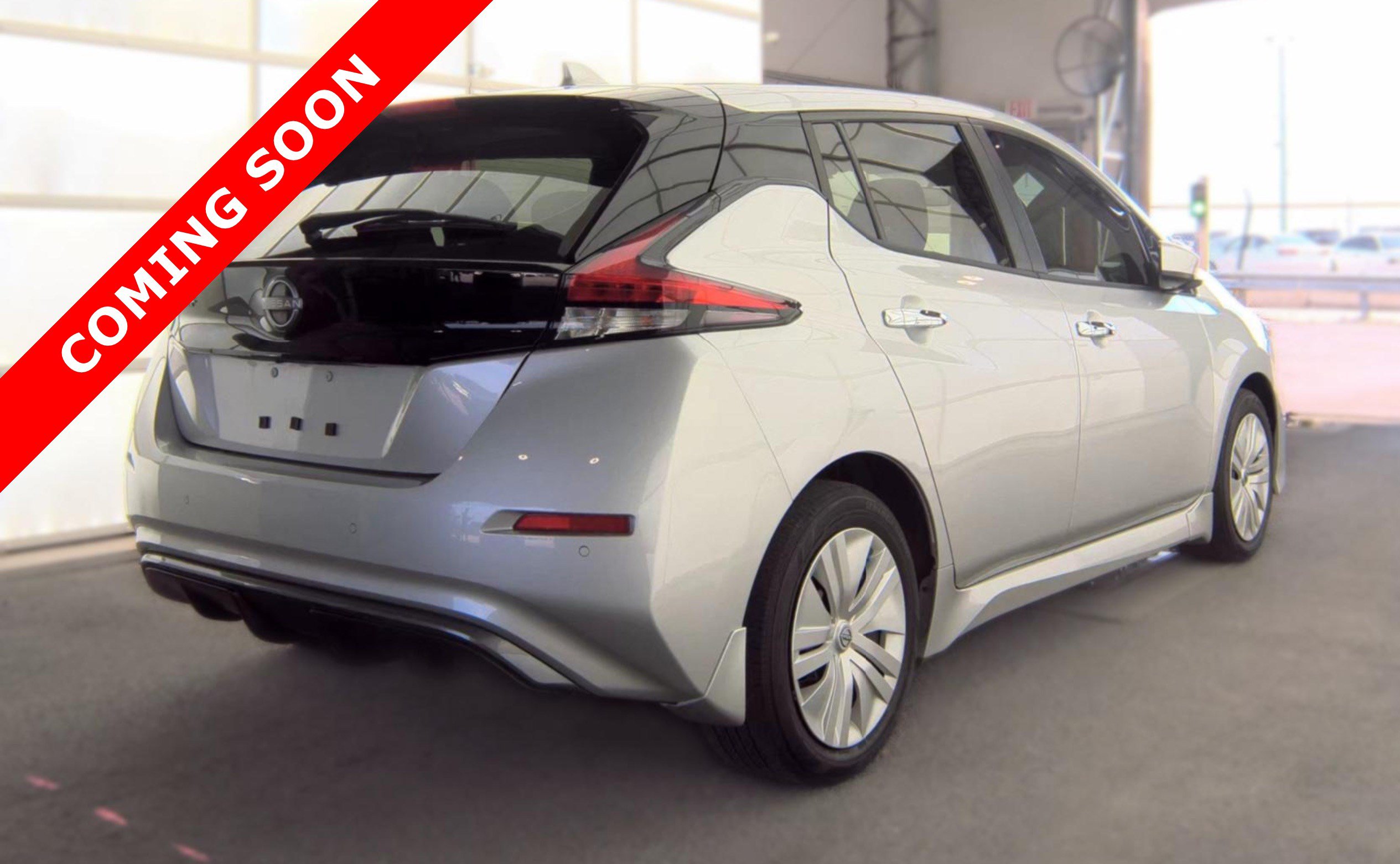 Used 2025 Nissan Leaf S FWD image 5