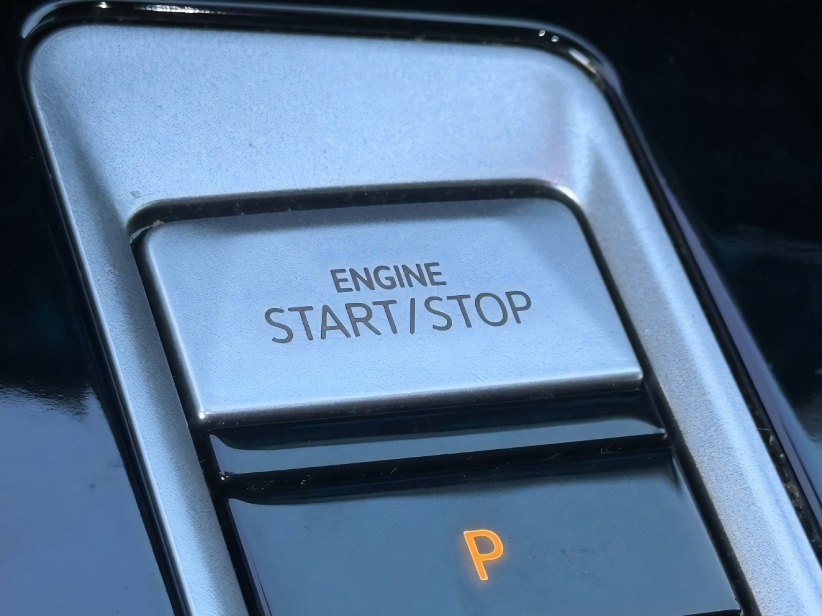 Used 2024 Volkswagen Atlas Cross Sport SE image 26