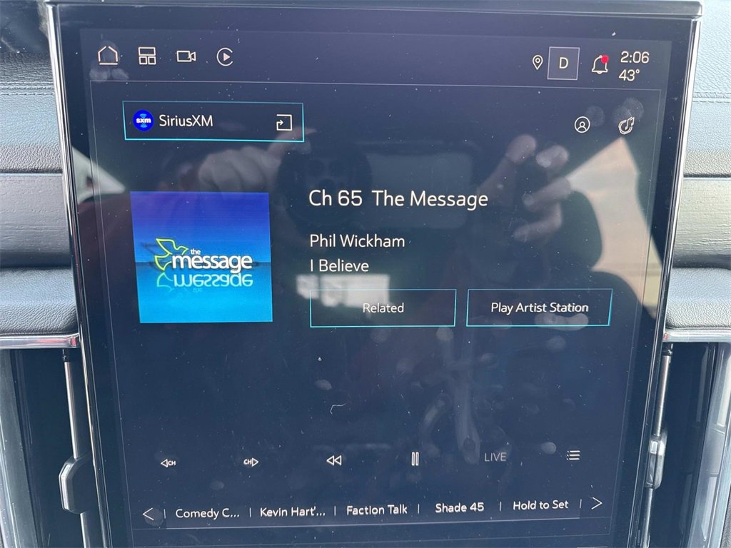 Used 2025 GMC Yukon Denali image 17