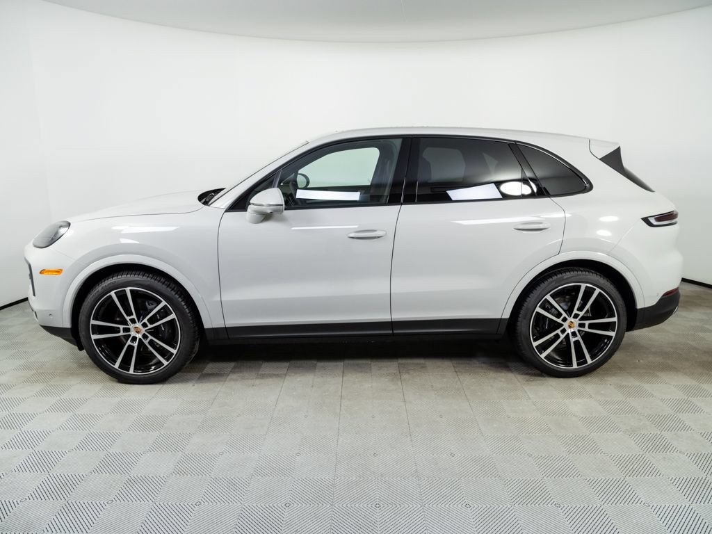 New 2026 Porsche Cayenne AWD/4WD image 2