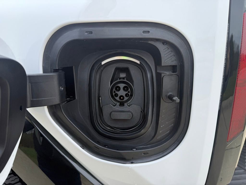 Used 2025 GMC Hummer EV 3X image 59