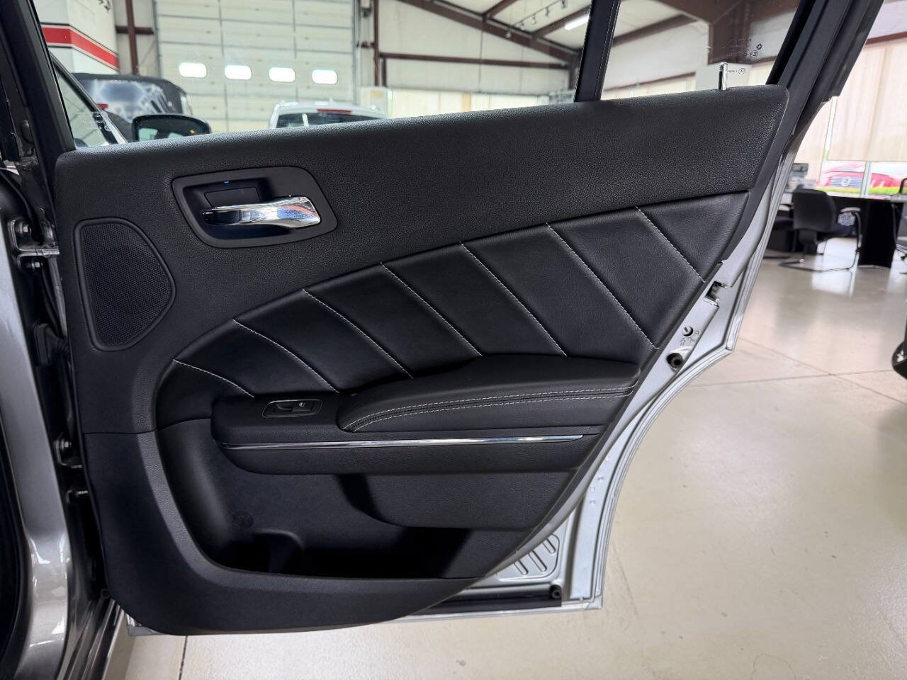 Used 2011 Dodge Charger R/T AWD/4WD image 14