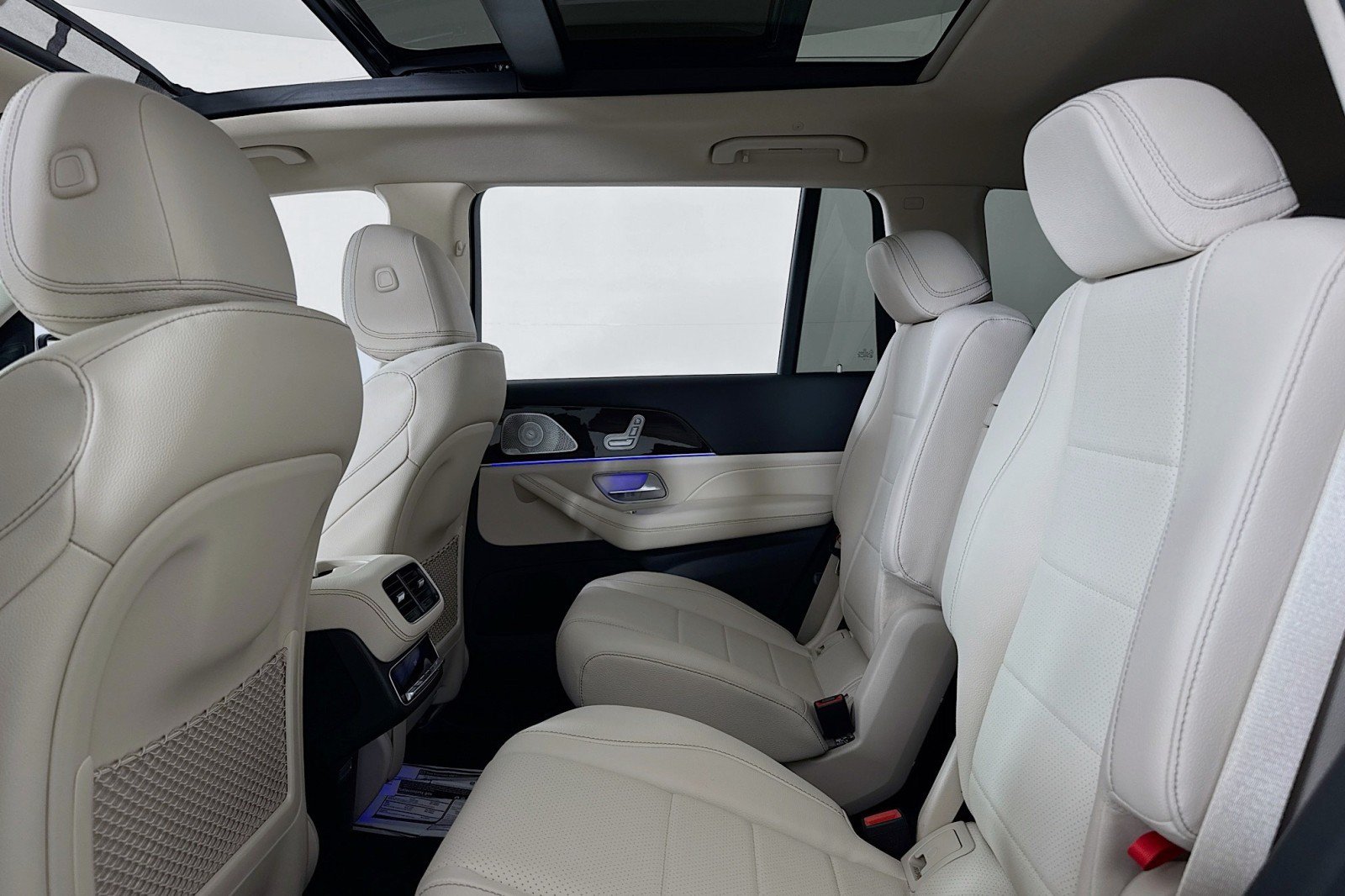 New 2026 Mercedes-Benz GLS 450 4MATIC image 7