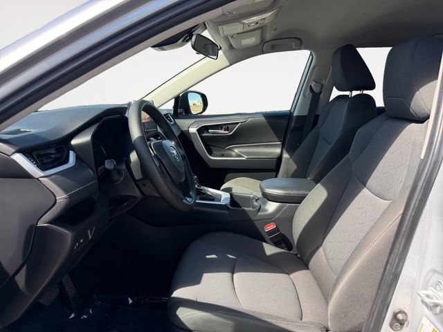 Certified 2025 Toyota RAV4 XLE FWD image 9