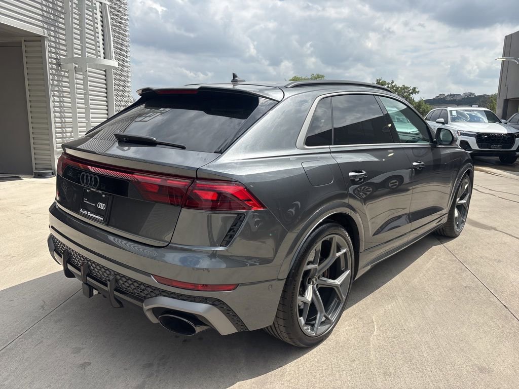Certified 2025 Audi RS Q8 performance AWD/4WD image 6