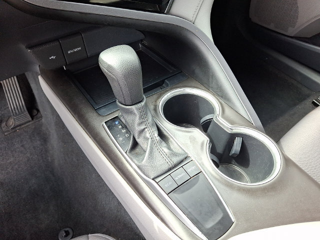 Used 2023 Toyota Camry LE FWD image 13