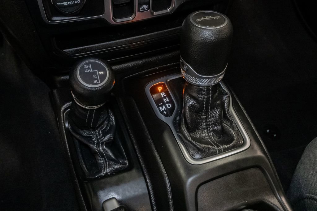Used 2026 Jeep Gladiator Sport AWD/4WD image 21