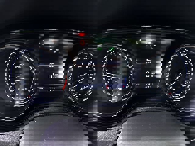 Used 2023 Buick Encore GX Essence w/ Experience Buick Package image 12