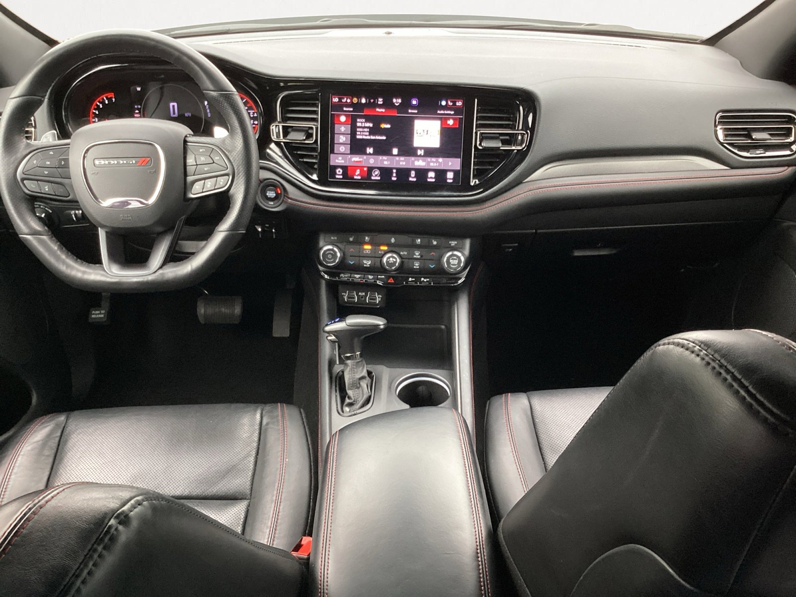 Used 2023 Dodge Durango GT image 4