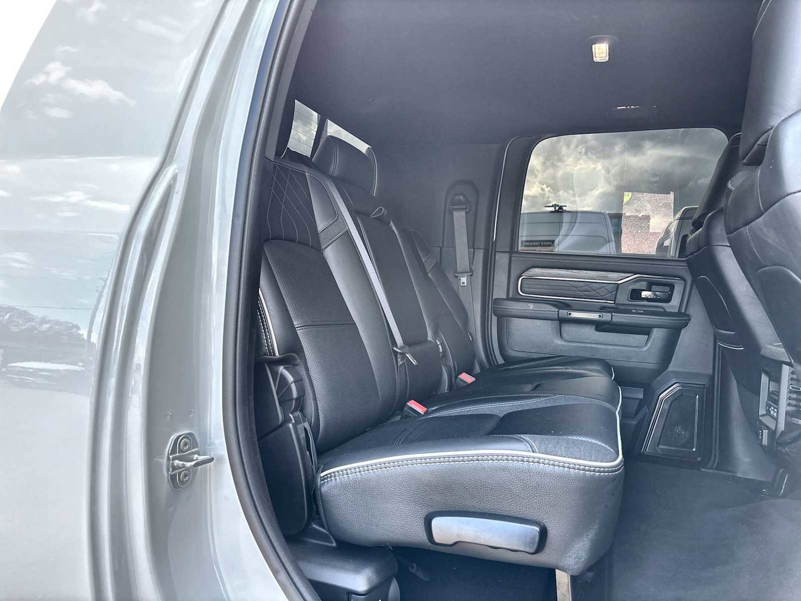 Used 2025 RAM 2500 Limited image 19