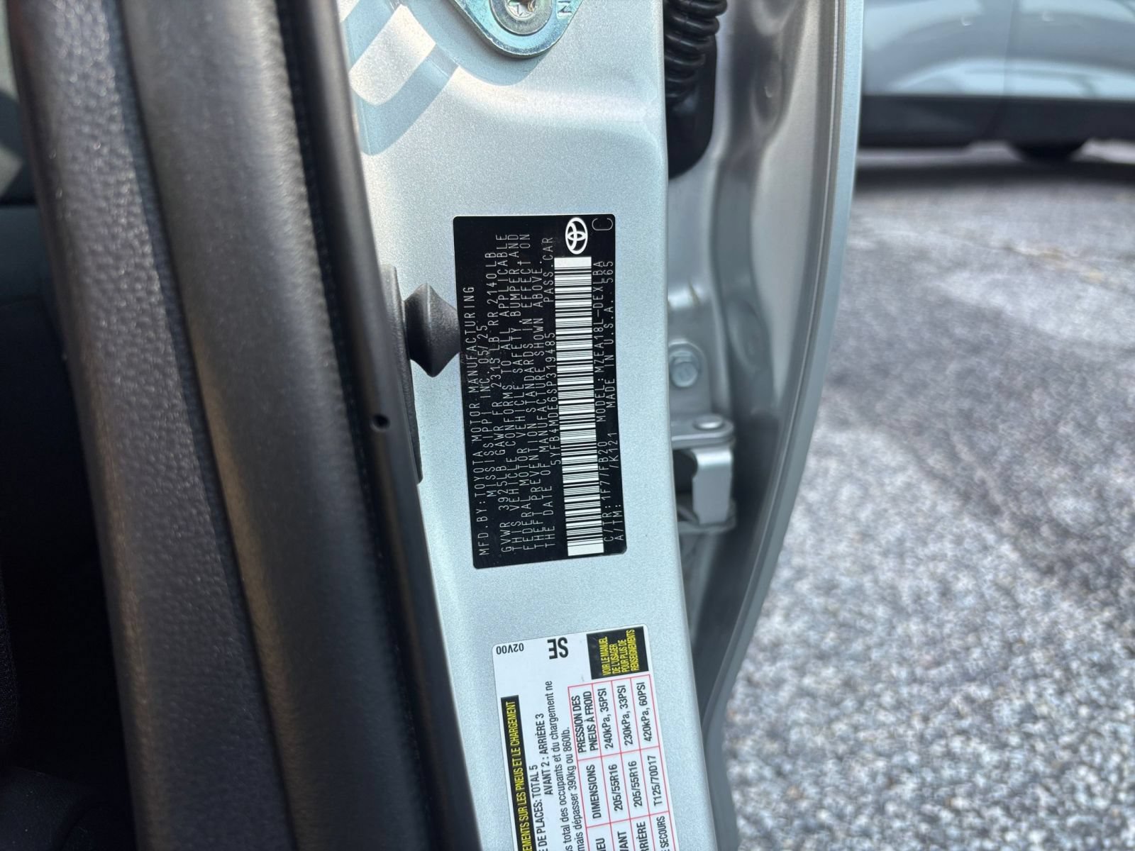 Used 2025 Toyota Corolla LE FWD image 26