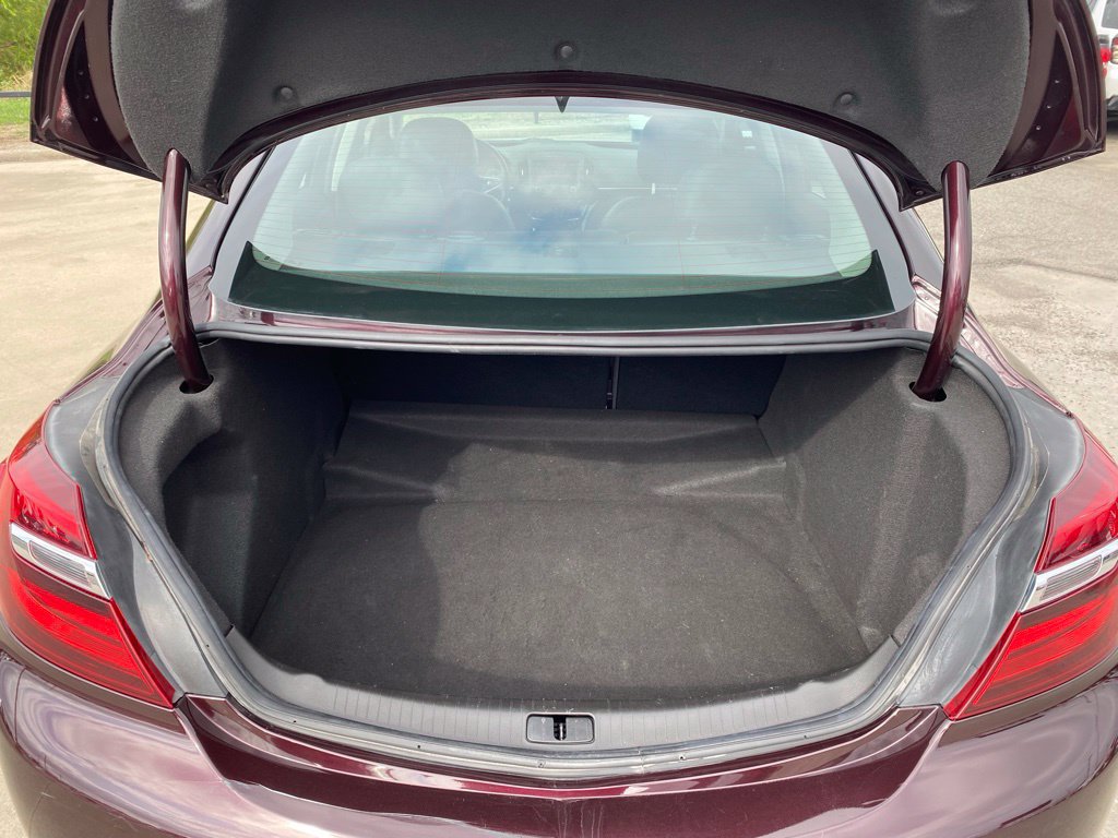 Used 2017 Buick Regal Sport Touring FWD image 15