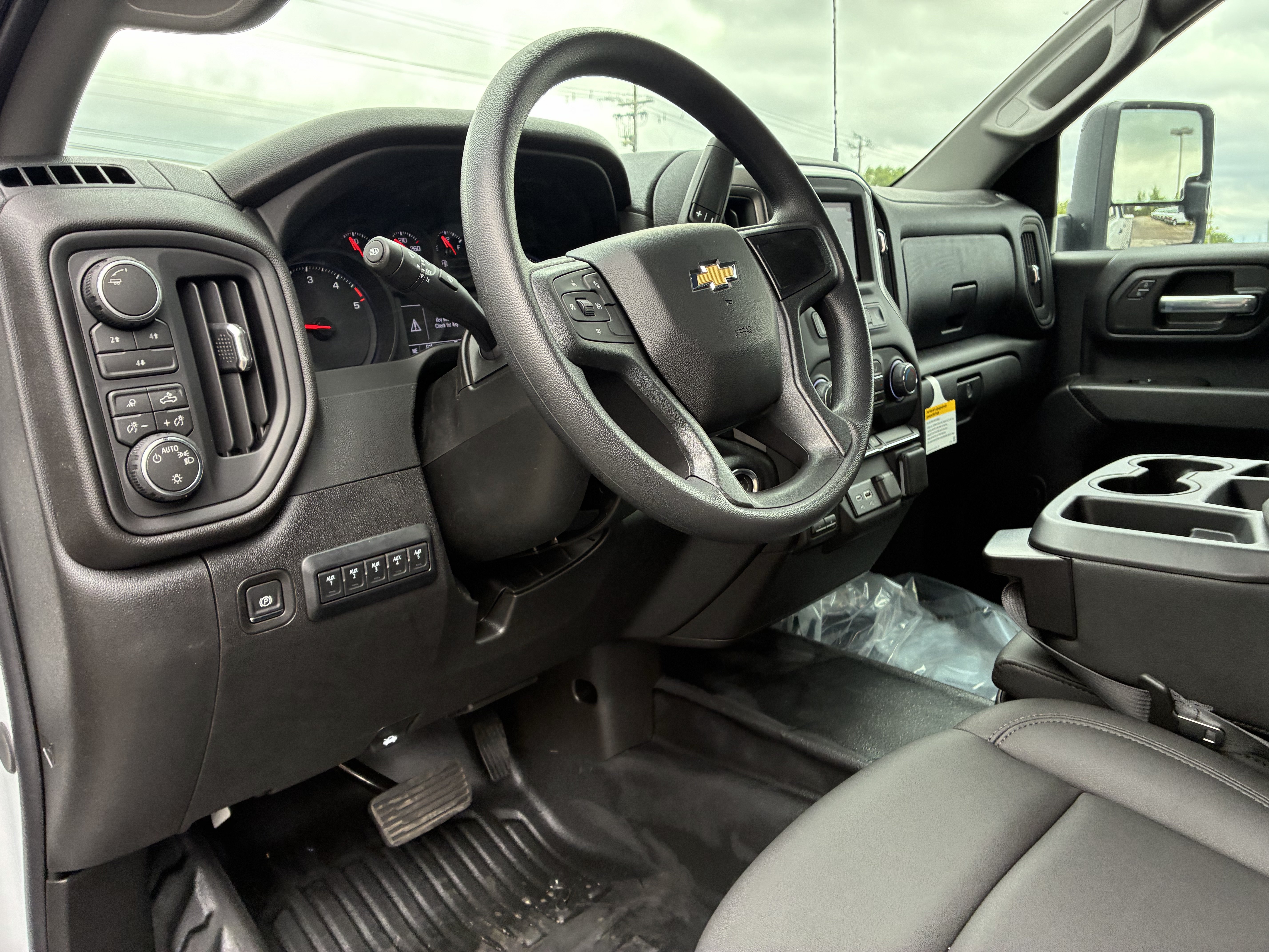 New 2026 Chevrolet Silverado 3500 W/T w/ WT Convenience Package AWD/4WD image 28