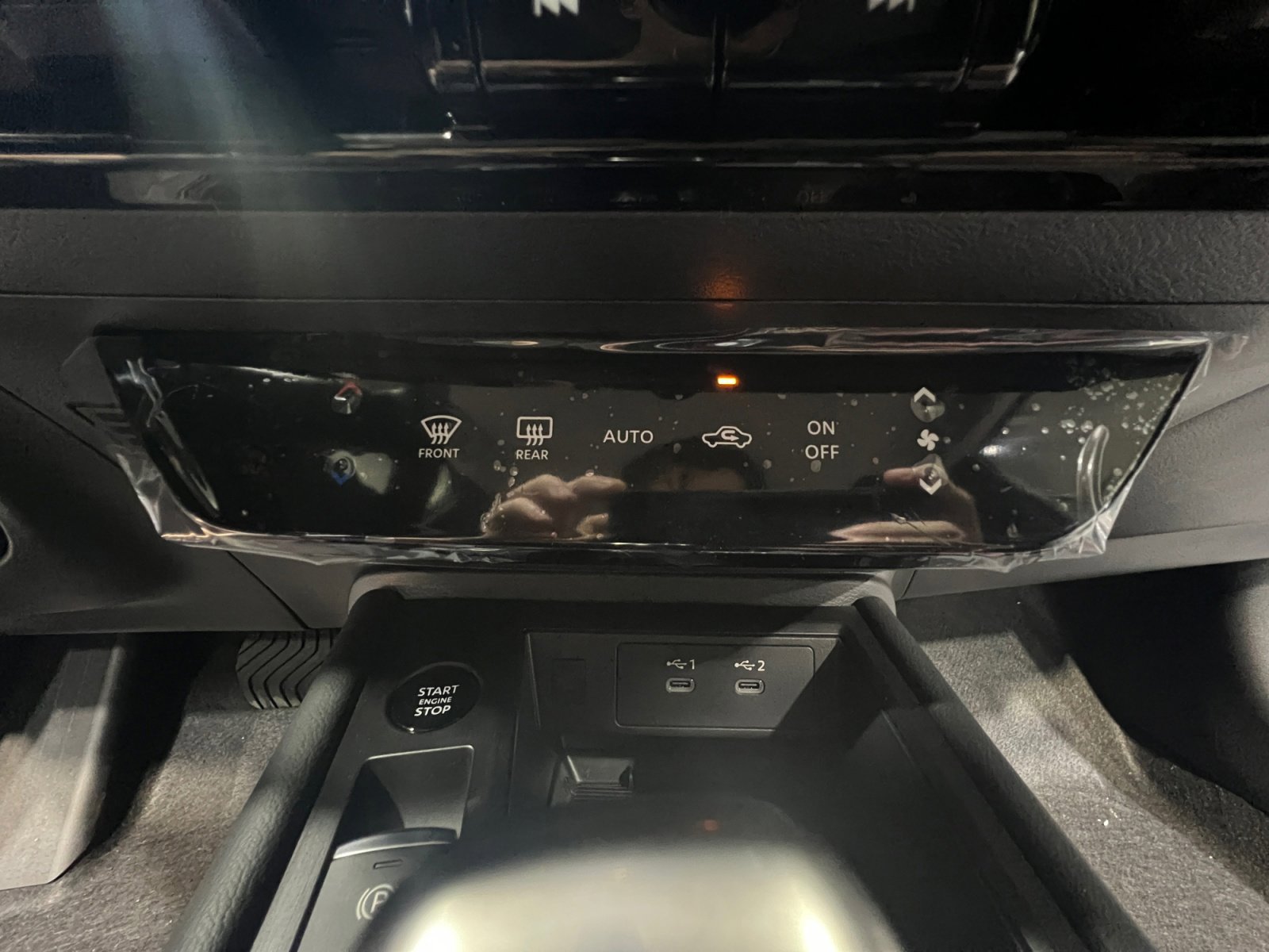 New 2026 Nissan Kicks SR FWD image 12