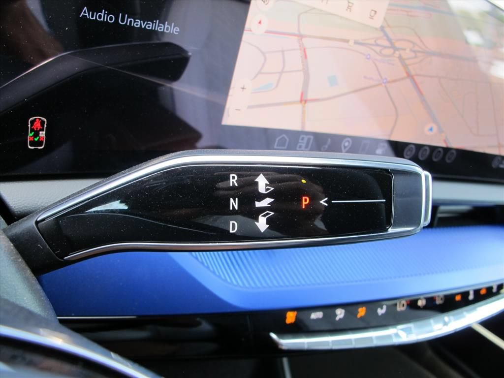 New 2027 Cadillac Optiq V w/ Deep Ocean Design Edition AWD/4WD image 17