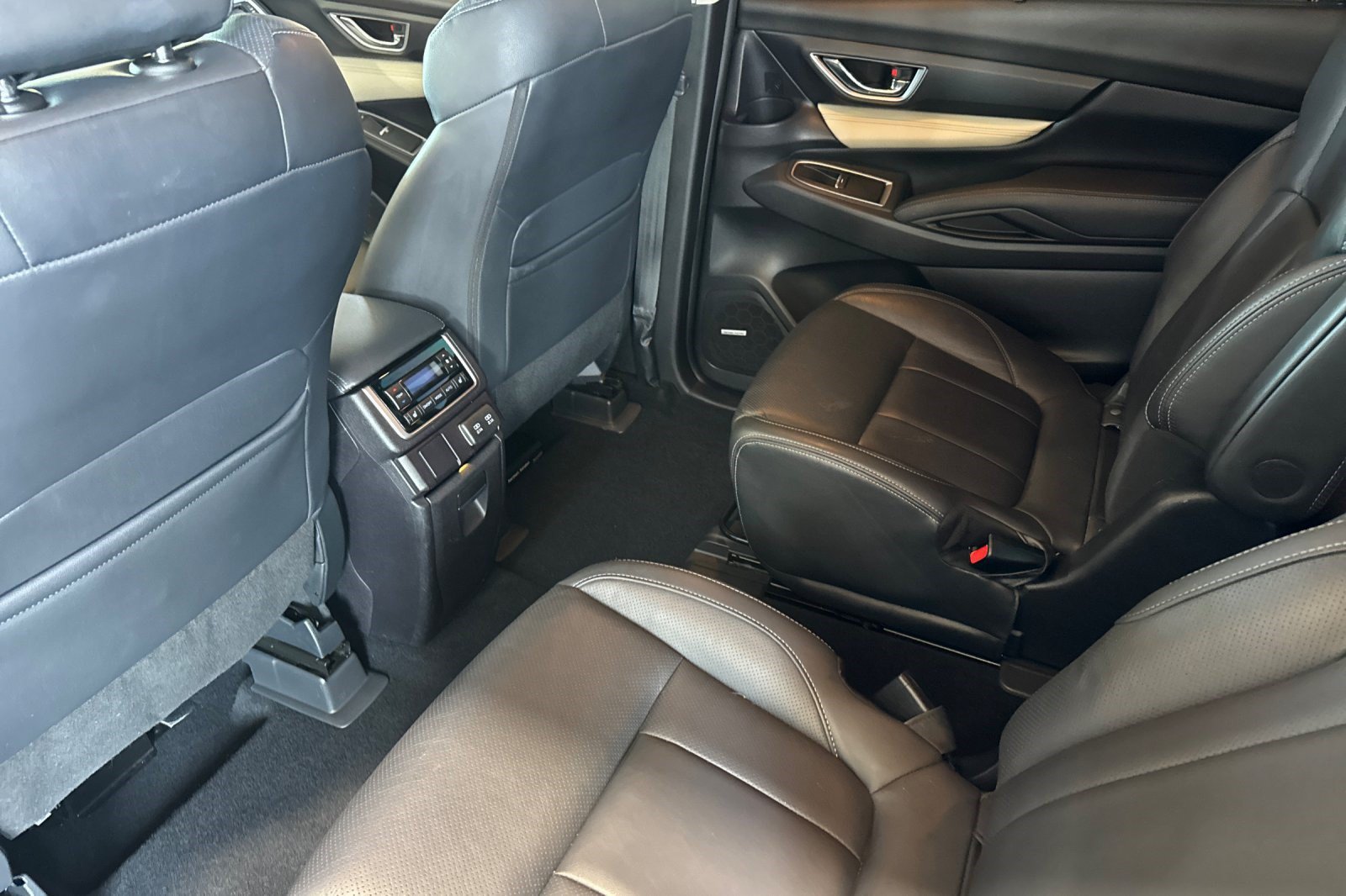 Used 2019 Subaru Ascent Limited AWD/4WD image 26