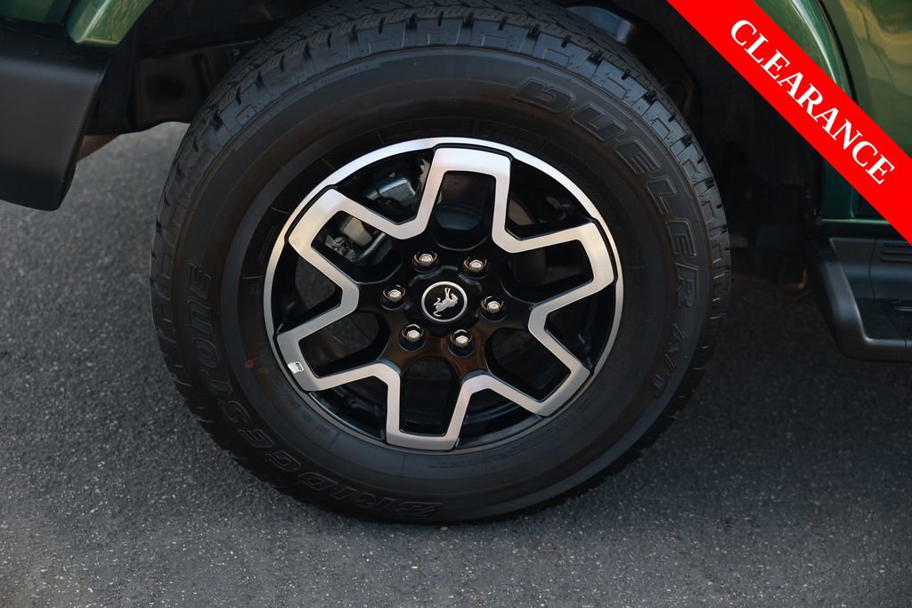 Used 2025 Ford Bronco Outer Banks AWD/4WD image 9