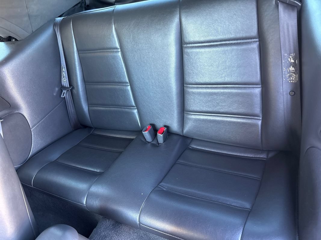 Used 2001 Ford Mustang Convertible RWD image 18