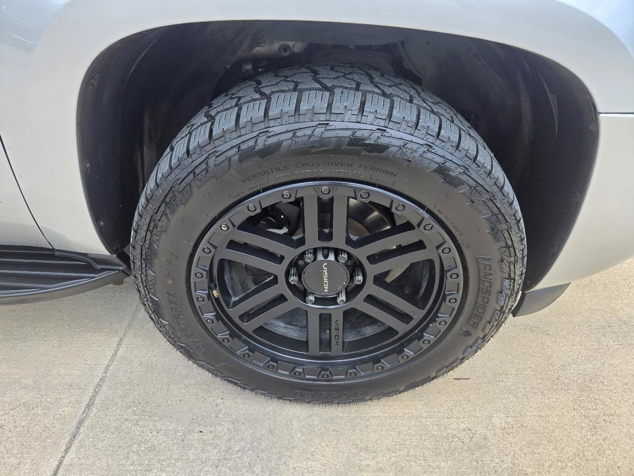 Used 2014 Chevrolet Tahoe LS RWD image 19