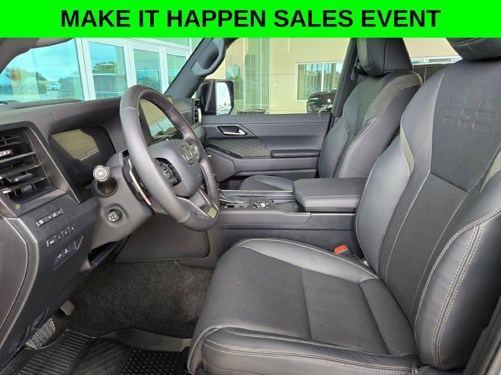 Used 2024 Lexus GX 550 AWD/4WD image 9