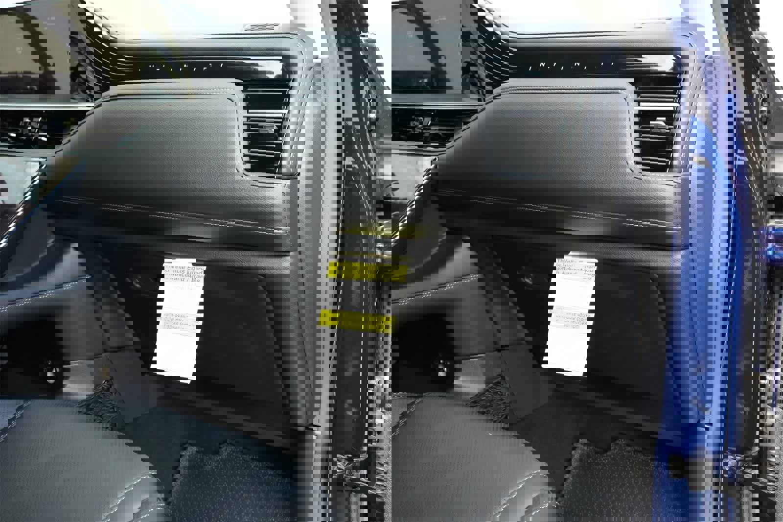 New 2025 INFINITI QX80 Luxe w/ Cargo Package image 23