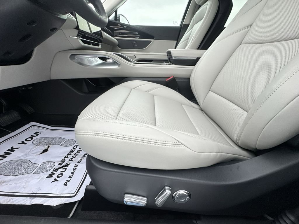 New 2026 Lincoln Nautilus Premier image 12