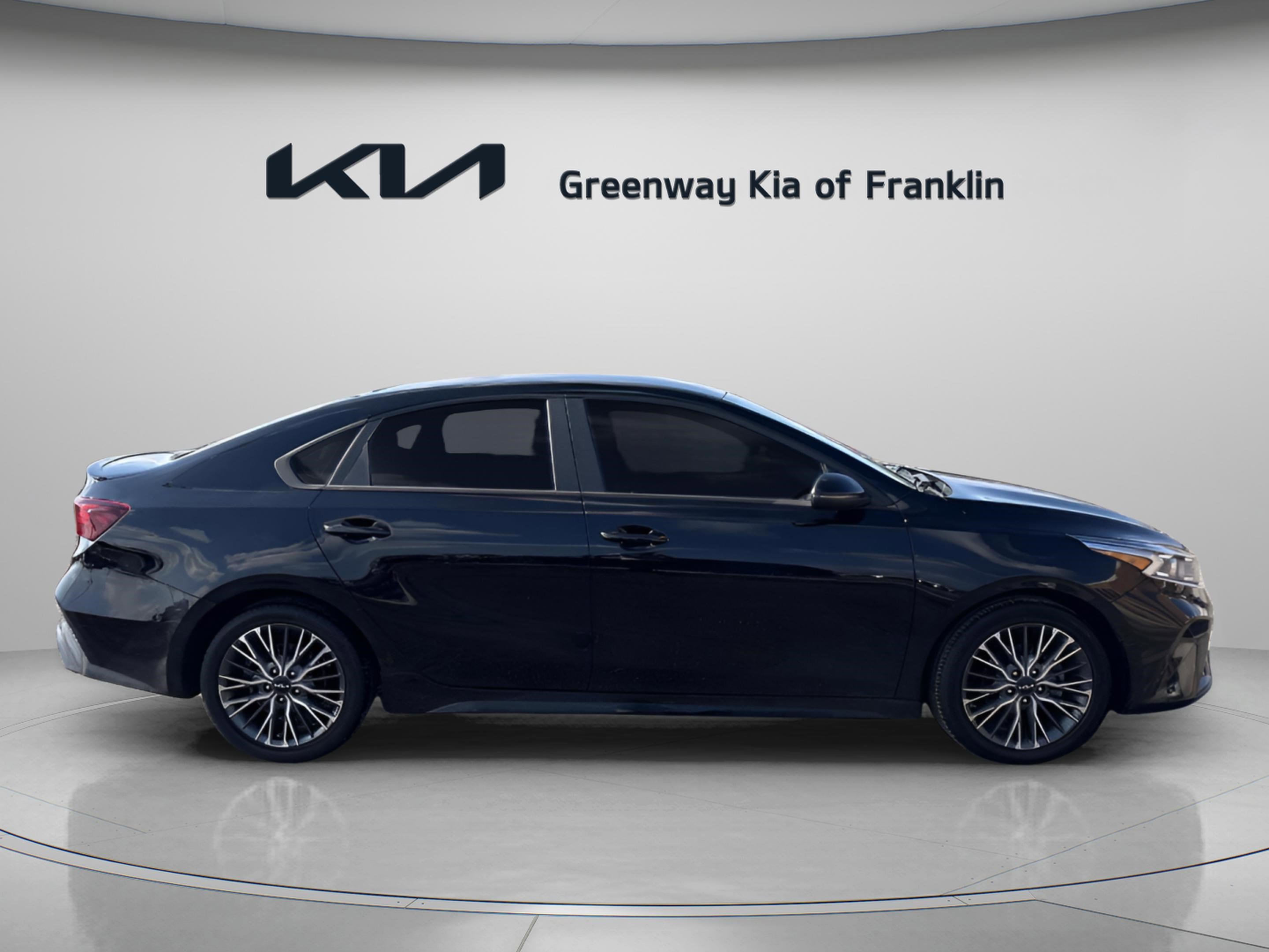 Used 2023 Kia Forte GT-Line w/ GT-Line Technology Package image 8