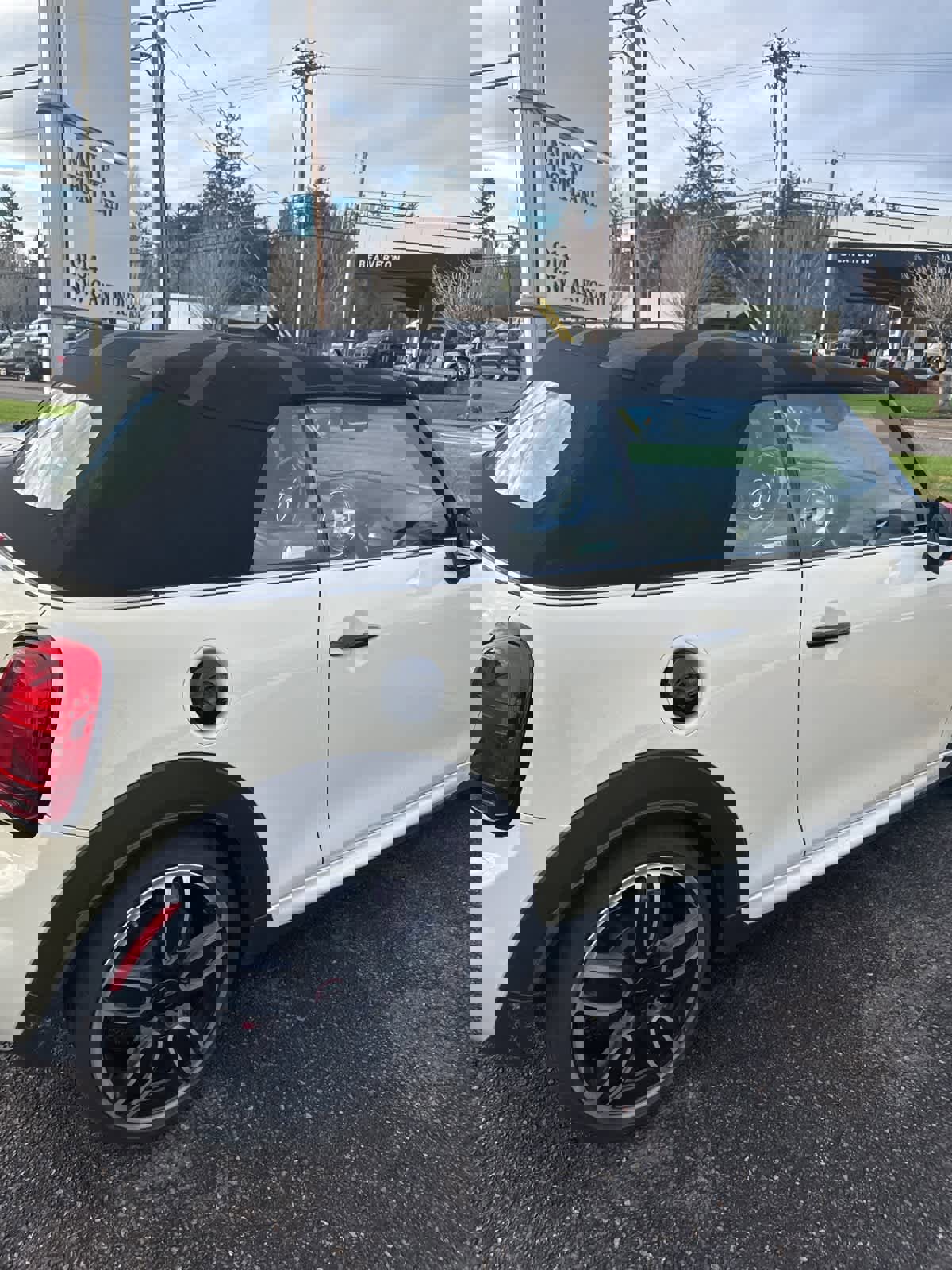 Used 2021 MINI Cooper John Cooper Works w/ Driver Assistance Package image 8