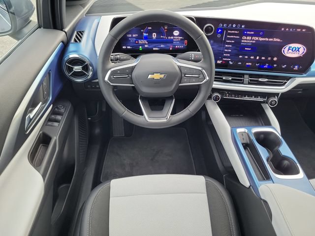 Certified 2025 Chevrolet Equinox EV LT FWD image 17