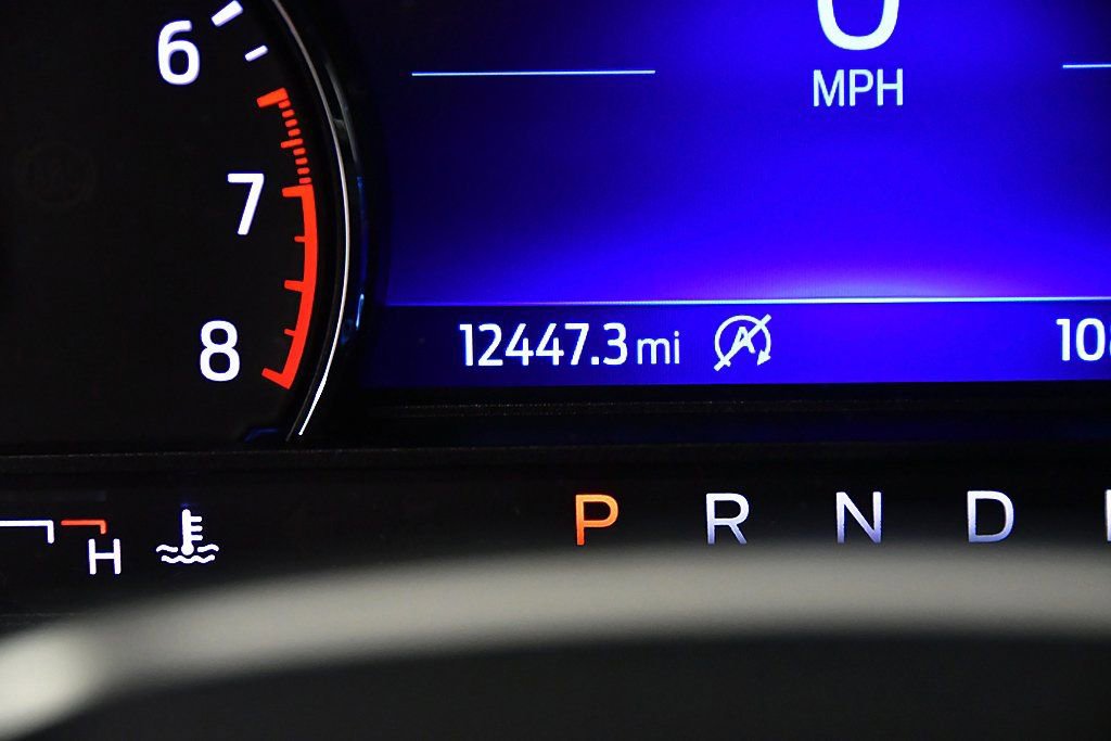 Used 2024 Ford Explorer XLT w/ Class IV Trailer Tow Package image 18