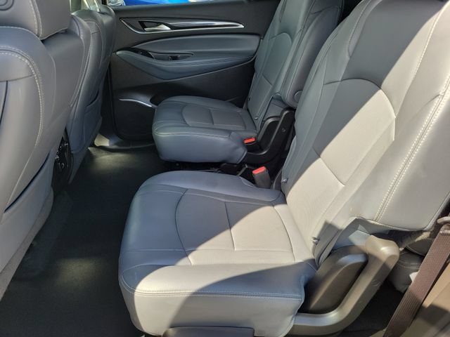 Used 2018 Buick Enclave Essence FWD image 12