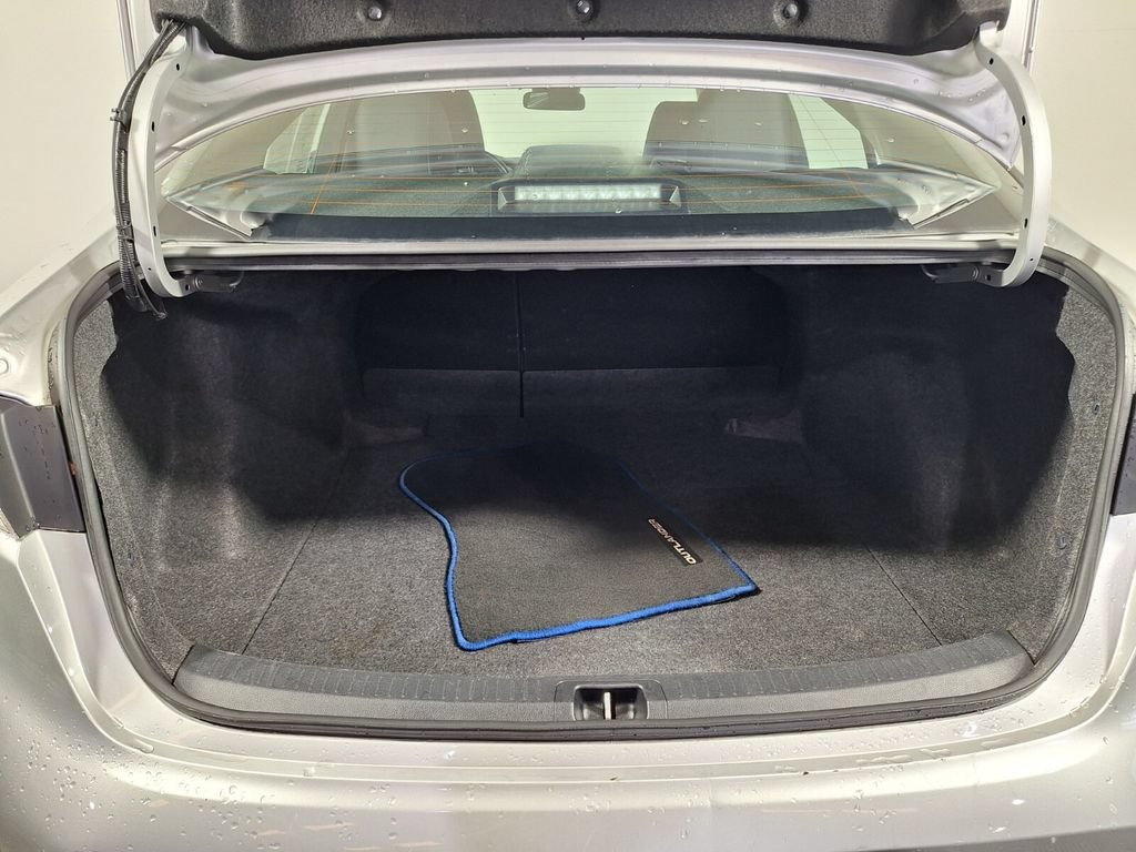 Used 2025 Toyota Corolla LE FWD image 23