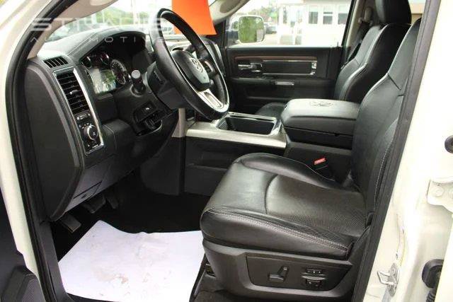 Used 2017 RAM 3500 Laramie w/ Snow Chief Group AWD/4WD image 17